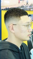 -DL BARBERSHOP男士理发店