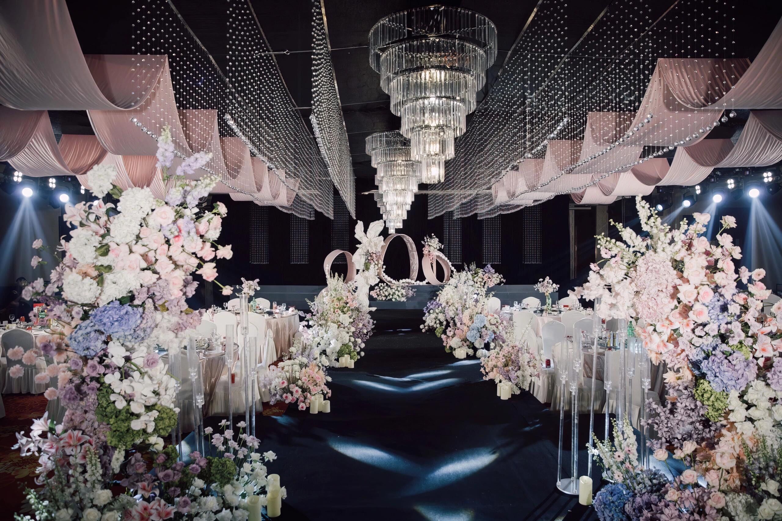 90梦幻婚礼布置