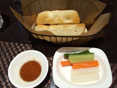 面包前菜-TAMATI(巴黎贝甜韩式西餐厅店)