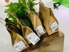 -星巴克(中远两湾城店)