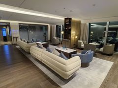 -深圳国际会展中心希尔顿酒店(前海华发冰雪世界店)
