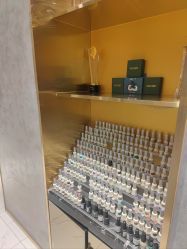 -悦指间美甲美睫