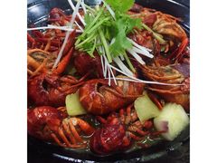 -虾弄弄海派小龙虾·牛羊蝎子火锅