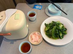 -有红鸡毛店·川菜(建设路店)