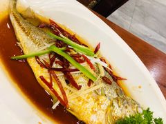 -青瓦餐厅·生鱼片·韩园烤肉(西塔店)