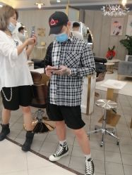 点击看大图 -八佰伴8008星级形象店