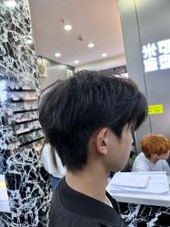 -米可造型烫发染发