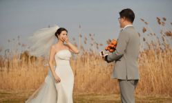 -雪中彩影婚纱摄影·微光艺术中心