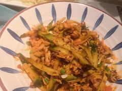 -黄记煌三汁焖锅(新佳丽江汉路店)