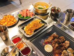 -马路牙子烧烤音乐酒馆(望京店)