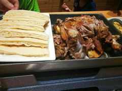 毡房烤羊腿-九十九顶毡房(阜石路店)