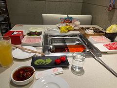 -海底捞火锅鲜切牛肉主题店(长寿路店)