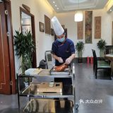 让我心心念念的烤鸭。 「香酥不腻烤鸭」烤鸭是我心头好