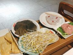 大块虾肉虾滑-傣妹火锅(南京东路一店)