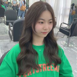 -COMO SALON 烫染可茉发型