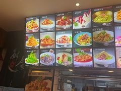 -经典老菜坊·开封灌汤包(火车站店)