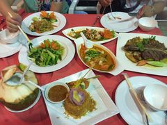 难吃的牛肋骨-Chaba Restaurant Phuket