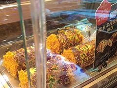 -昆明冠生园·蛋糕·面包(南强街店)