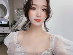 -艾米丽婚纱礼服