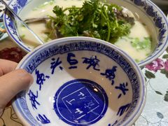 -南京金牛湖巨碗鱼头