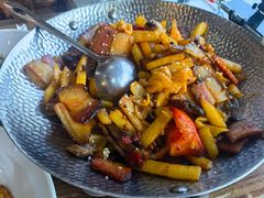 -老唐三下锅 ·张家界地标美食(溪布街店)