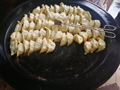 -黄阿姨锅贴大王(万航渡路店)