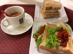 -亚坤(新达城广场B1店)