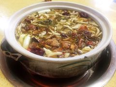 乌鸡野生菌汤-东巴谷野生菌火锅餐厅