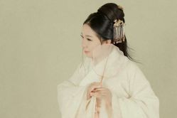 点击看大图 -盘子女人坊古装写真摄影(长春总店)