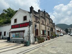 -芦茨金富饭庄·25年老字号·专做稻草鸡
