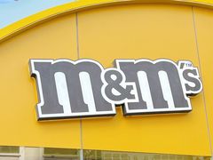 -m豆巧克力世界(上海世茂广场店)