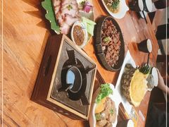 -老滇山寨•云南特色菜•地方菜•民族风情歌舞表演(世纪金源店)