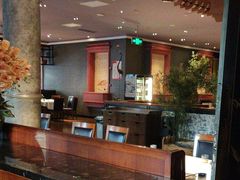 -八府香鸭·啫啫煲(华山路店)