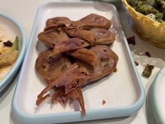 -亚伟瓦罐面美食城(淇县总店)