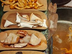 -芸山季·云南山珍菌火锅(人民广场来福士店)