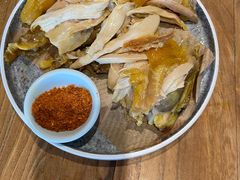 -头上红煨盐鸡·非遗院子餐厅