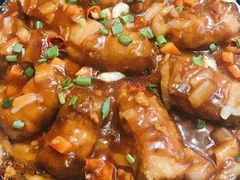 -临街徽菜馆·正宗黄山味