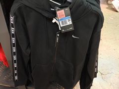 -NIKE上海青浦优选体验店