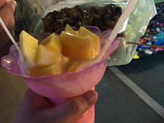 -六合夜市