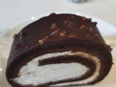 梦龙-Dough&Joe团憩(瑞虹天地月亮湾店)