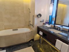 -舟山希尔顿酒店