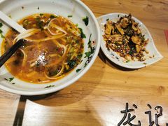 -湘人龙记老长沙米粉(华普国际大厦店)