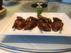 红烧乳鸽-春满园·早茶·粤菜·宴会(前海店)