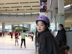 -成都冰纷万象滑冰场