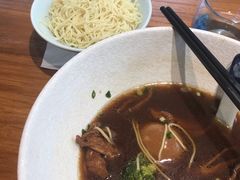 老卤肥肠面-囿面传统制面馆(中央路店)