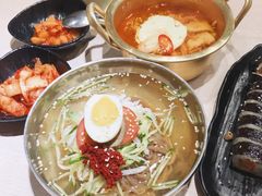 -文成焕·家族韩式餐厅