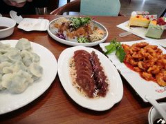 -宏天寶·北京烤鸭(宾馆西路2店)