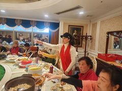 -艳阳天酒店(五里新村店)