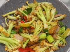 -小菜园新徽菜(宜兴八佰伴店)