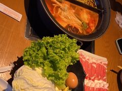 -呷哺呷哺(融创茂店)